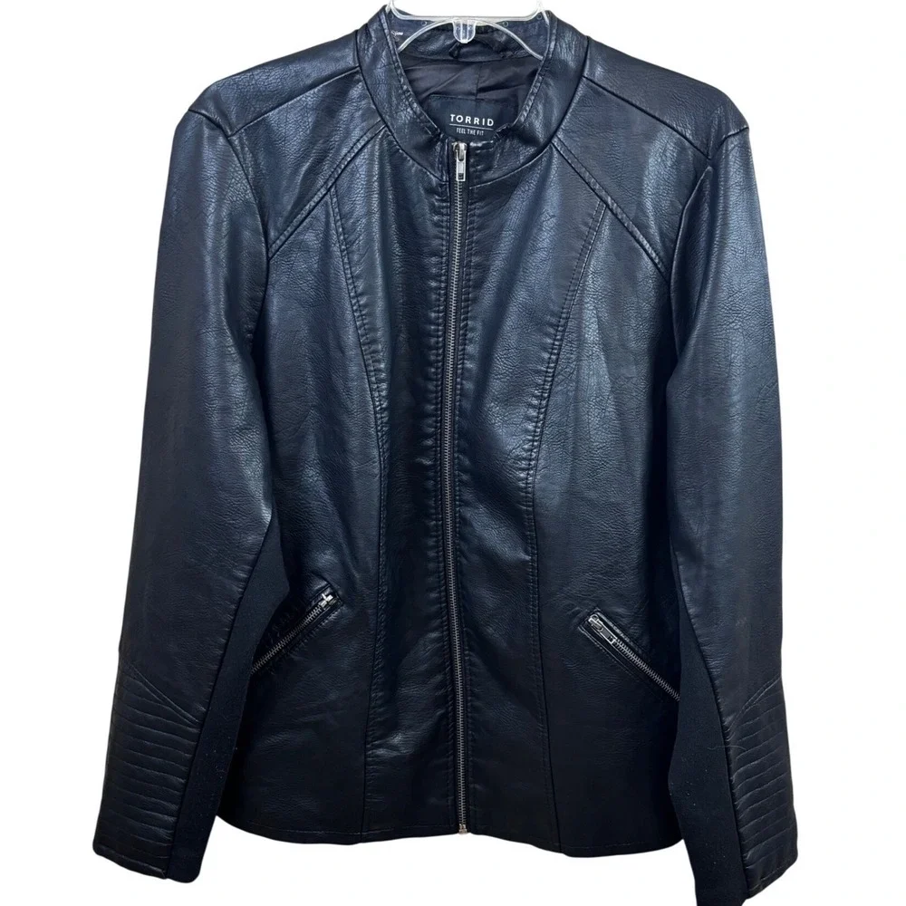 Torrid Womens Black Faux Leather Moto Jacket Ribbed Detail Plus Size 2 (18-20)